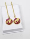 'Pink Lion' line earrings | gold 
