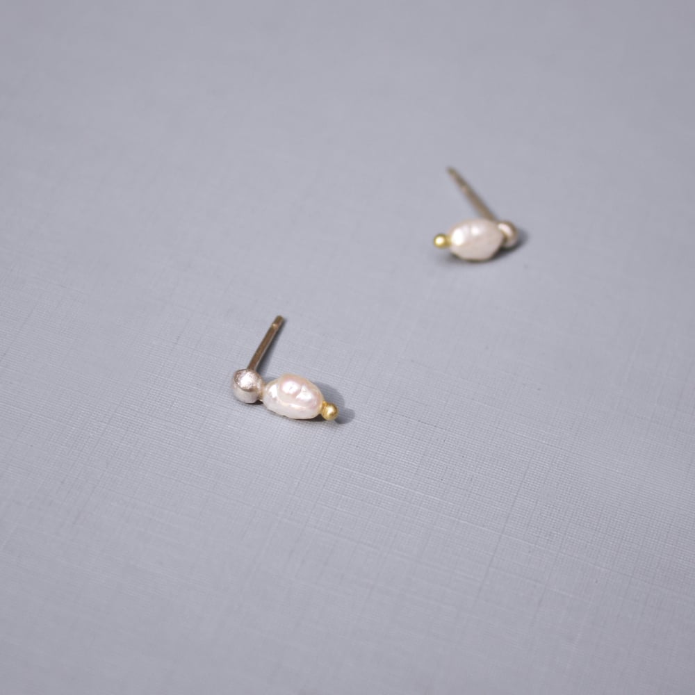 Image of Rice Pearl Studs