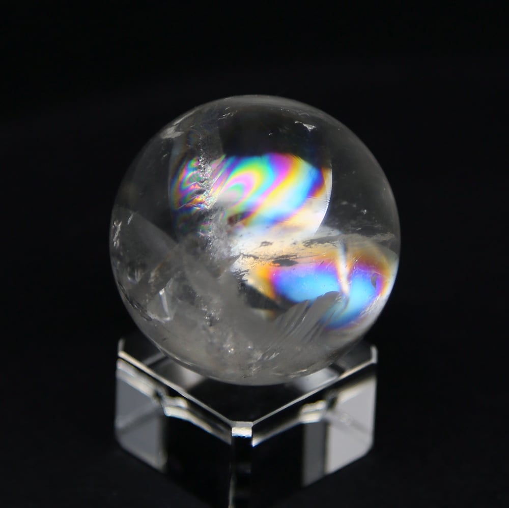 Image of 彩虹水晶球 | R. C.