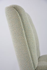 Image 3 of Fauteuil chromé sans accoudoirs