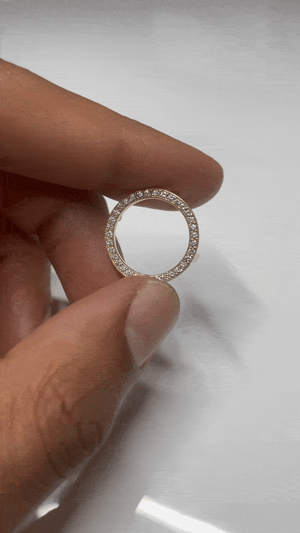 Image of Solid 9K Gold VVS1 Diamond Half Sovereign Bezel