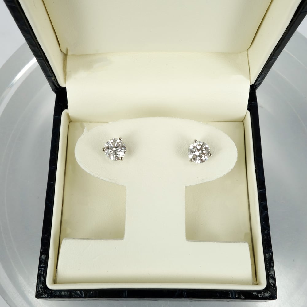 Image of Large 14ct white gold diamond stud earrings, set with 2 diamonds = 2.01ct GSI3. Pj6007