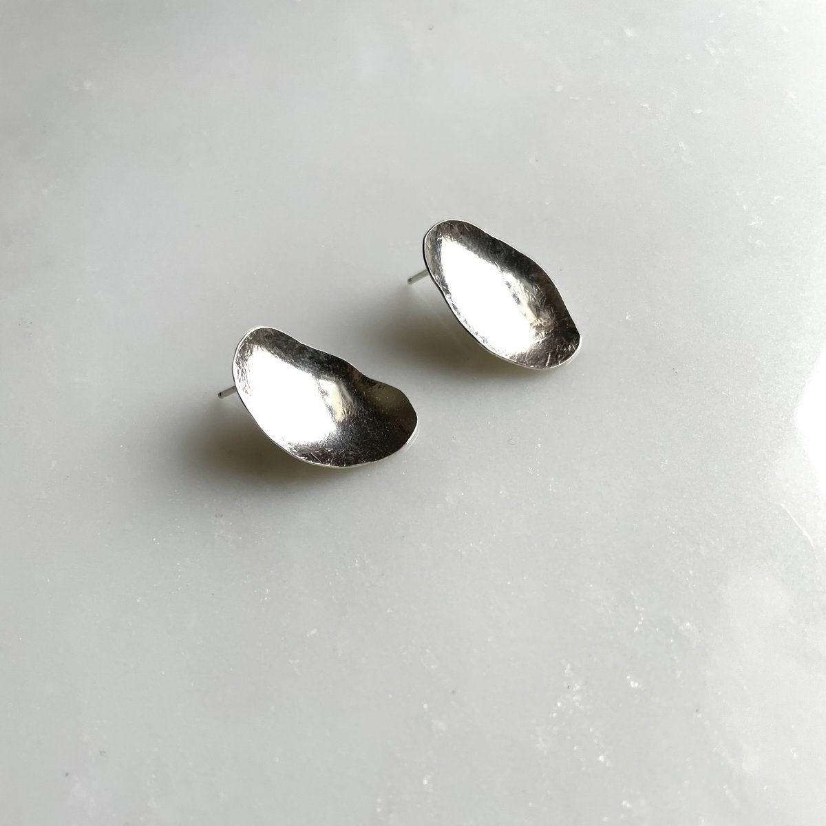 Image of trillium earring