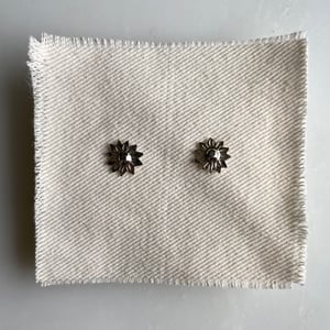Image of lil earring 