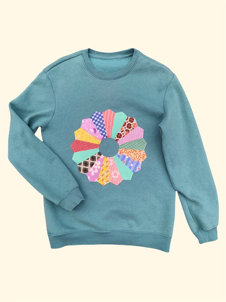 Image of Patchwork Dresden Plate Crewneck — Seafoam