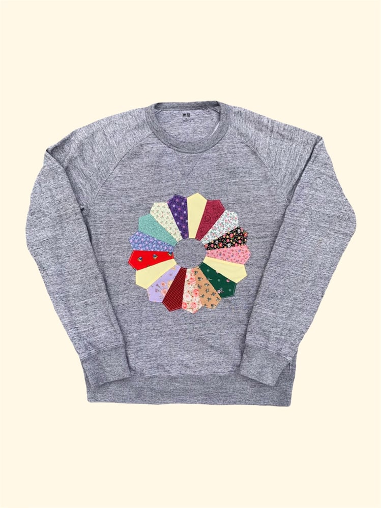 Image of Patchwork Dresden Plate Crewneck — Heather Grey