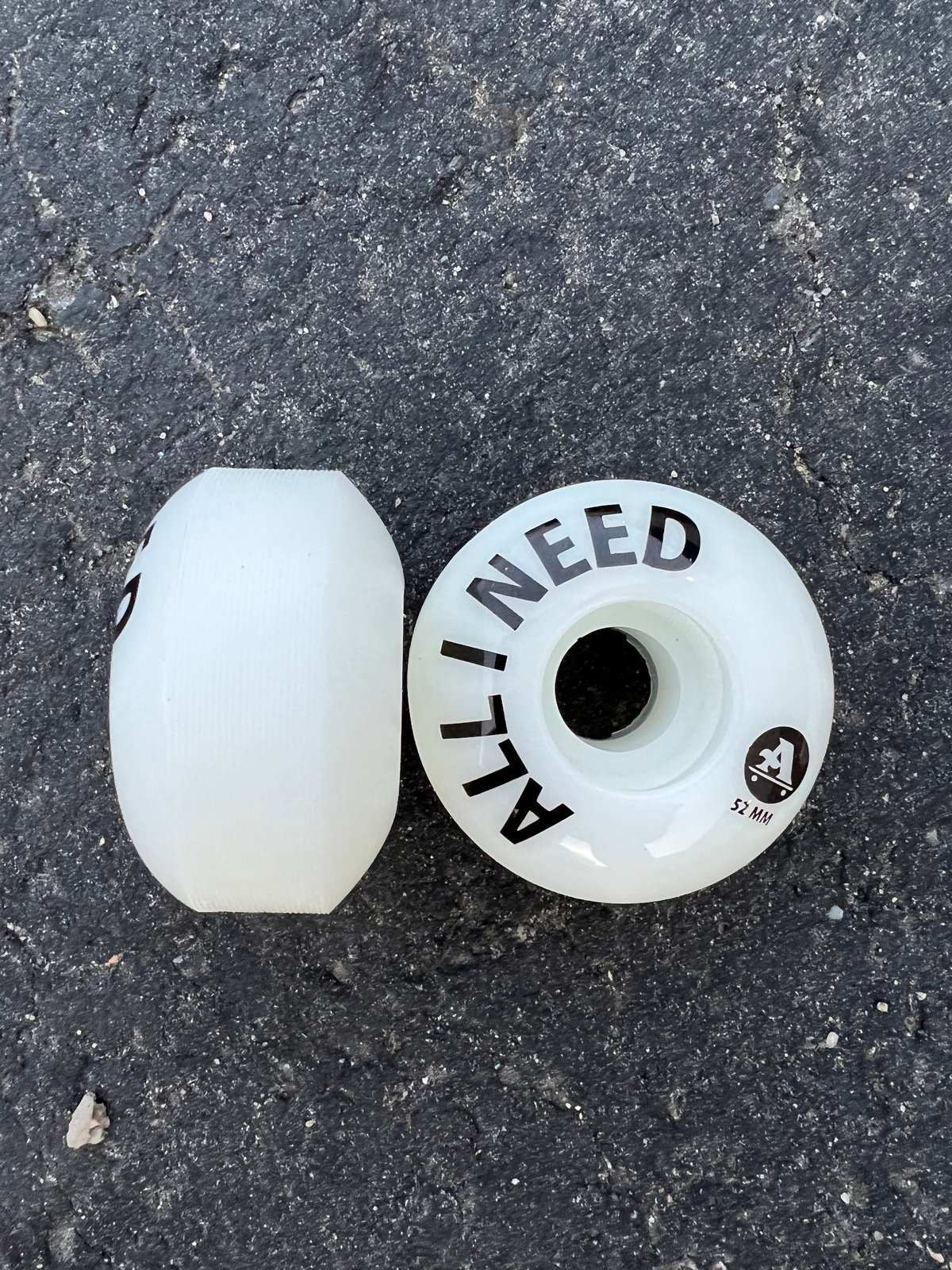 PRICE POINT Skateboard Wheels 52mm 101a Clear Blue - CalStreets BoarderLabs