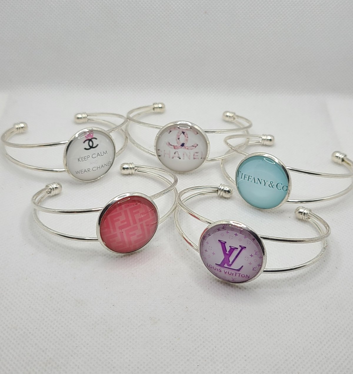 Image of Silver Clutch Bangles