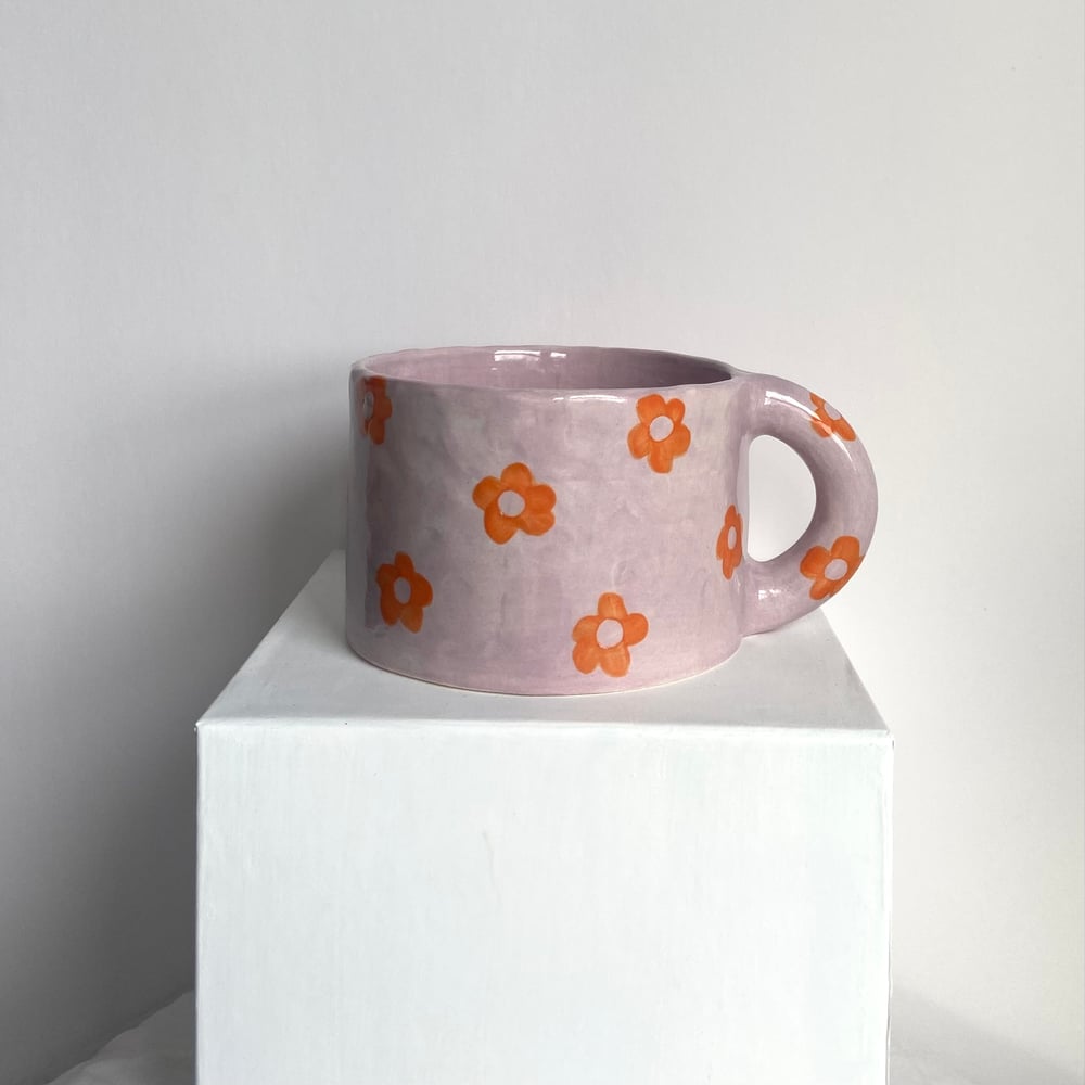 Image of Flower Power Mug in Orange/Lilac