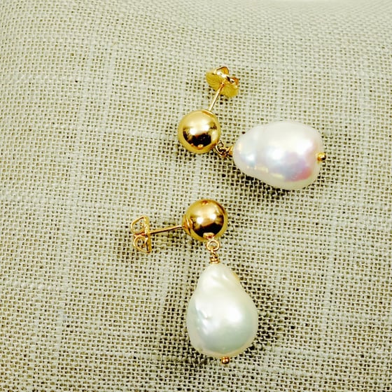 Image of Baroque Pearl Studs