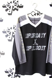 Image of cold player hockey jersey in blk/gray/wht