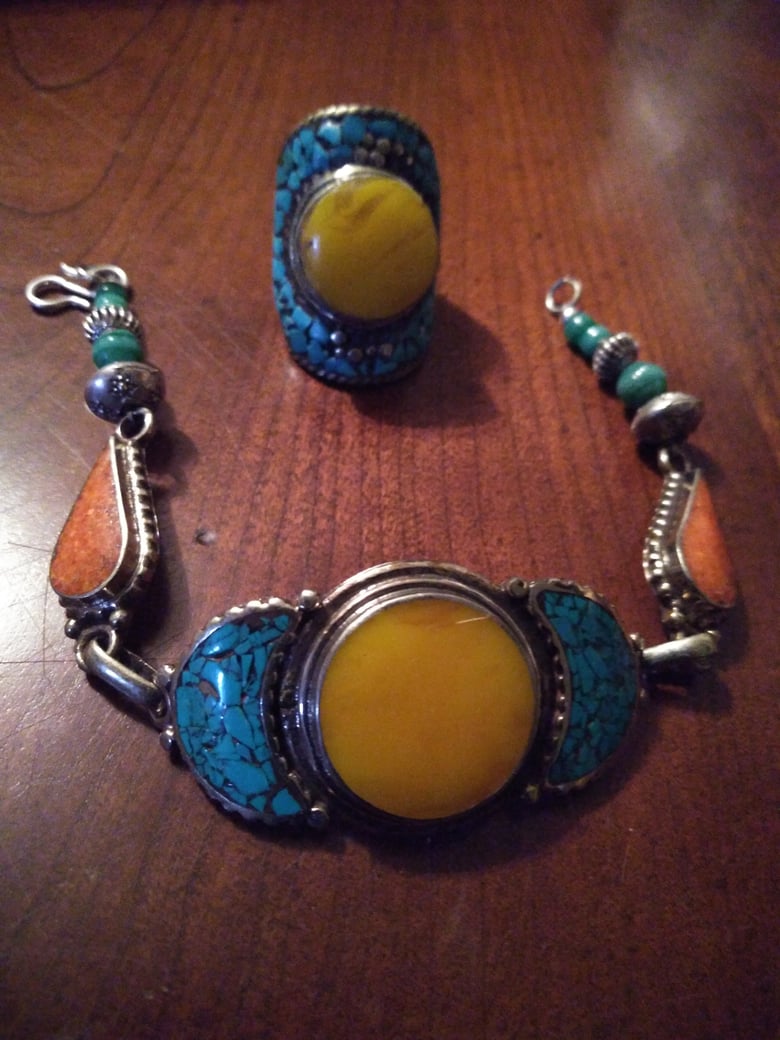 Image of YELLOW ACCENTUATED BRACELET AND RING SET