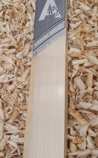 Image 1 of Ambush Cricket - Junior Grade 1 Cricket Bats