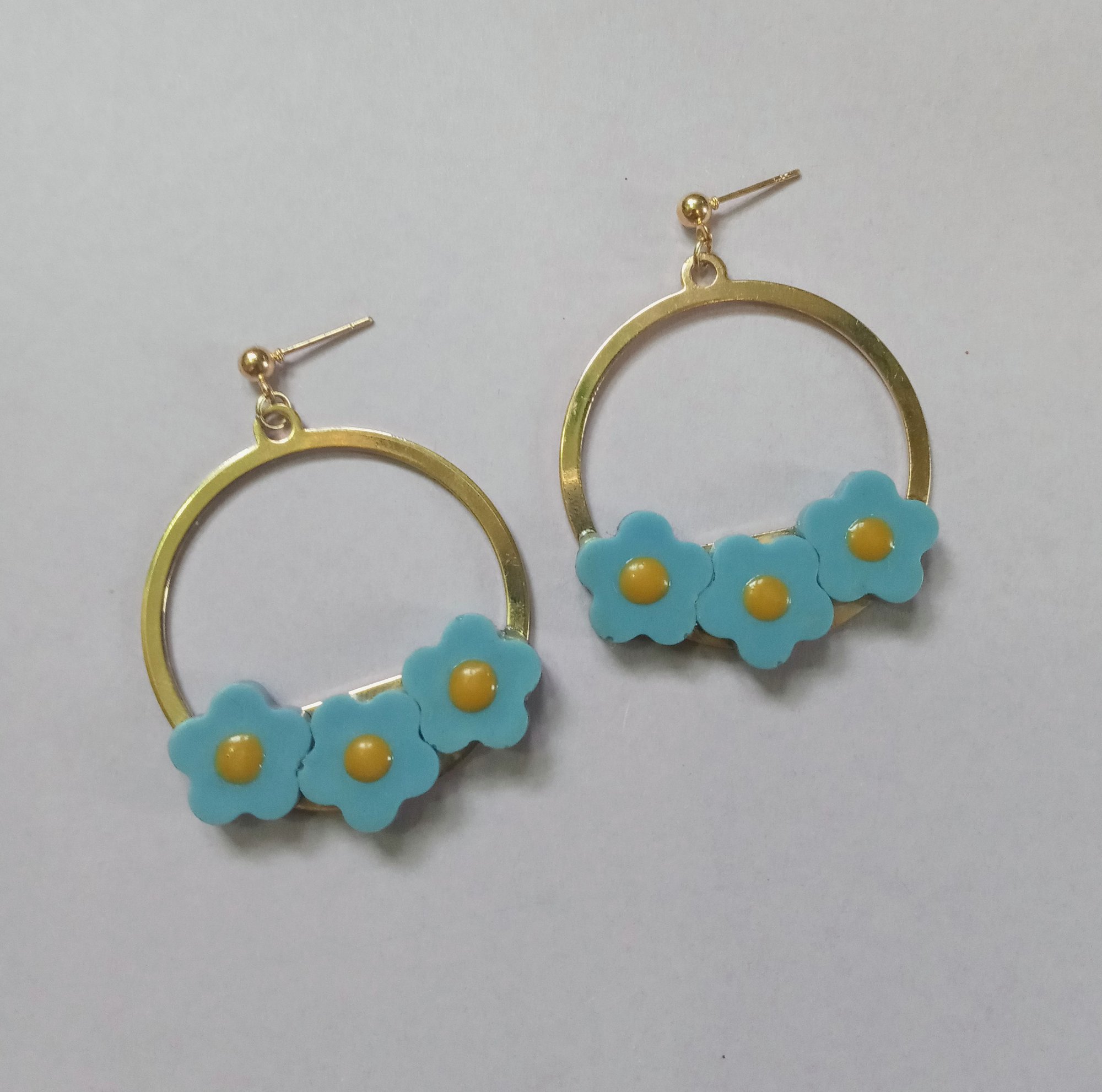 Image of flower circle earrings