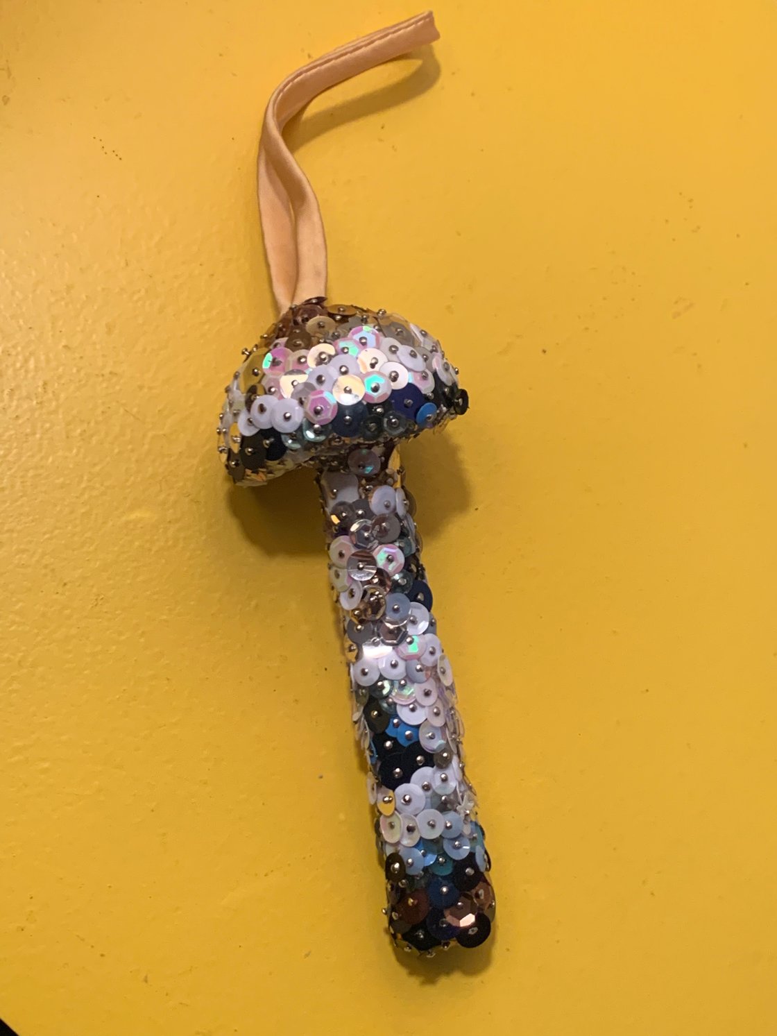 Image of Psilocybe cubensis ornament