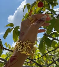 أَلاَ بِذِكْرِ اللَّهِ تَطْمَئِنُّ الْقُلُوبُ 