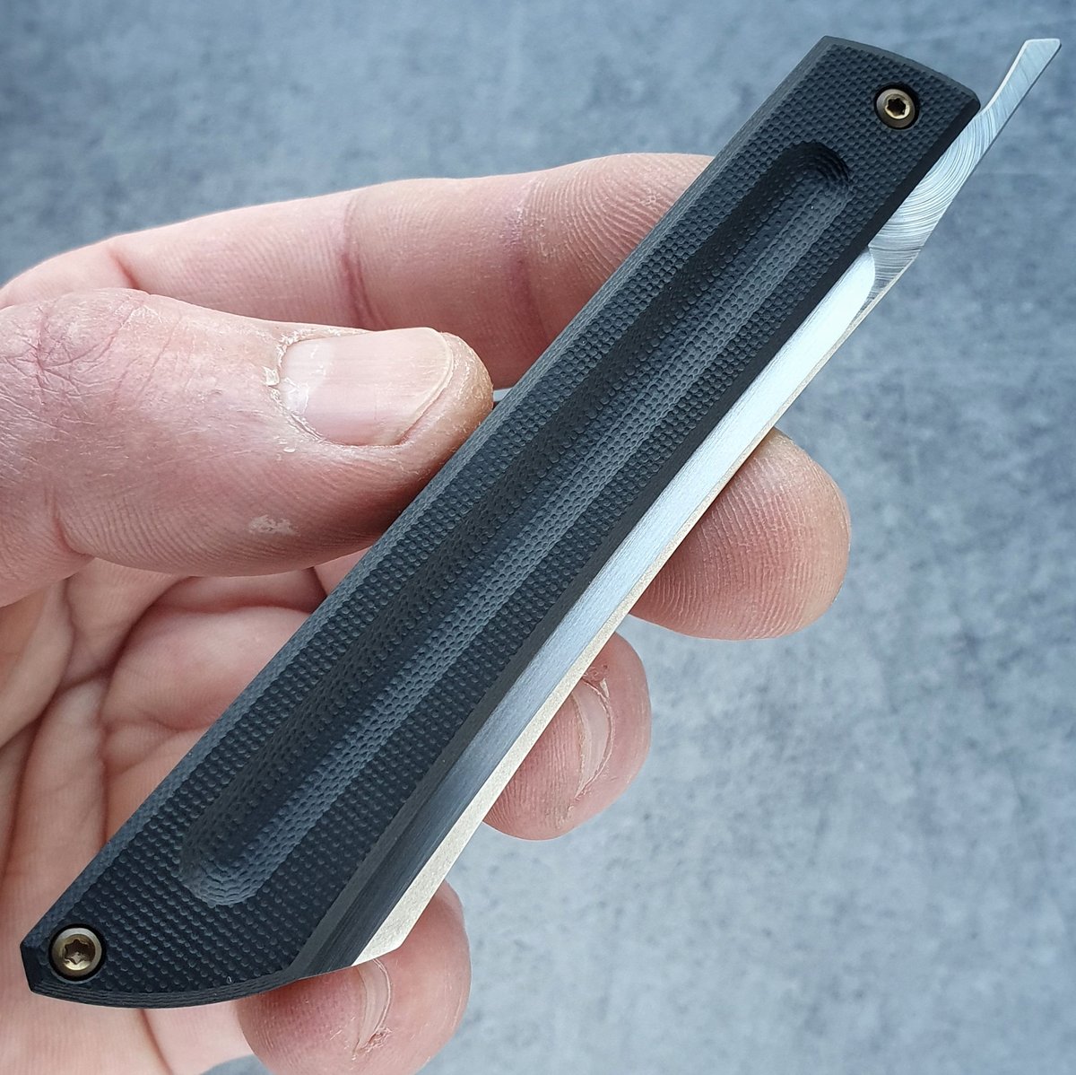 Image of Karbo black G10