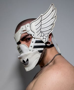 Image of SNEAKER WING MASK / JS AD / WHITE BLACK