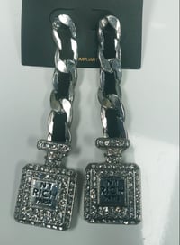 RICH PARIS