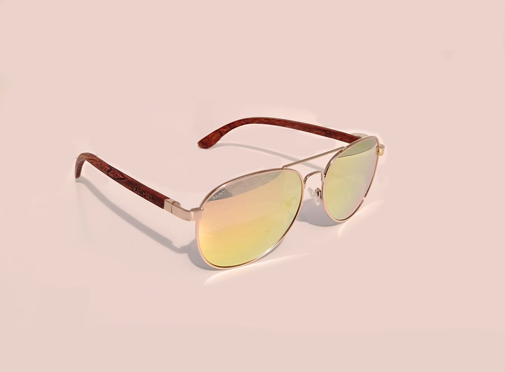 Image of "La plage" Sunglasses Beige