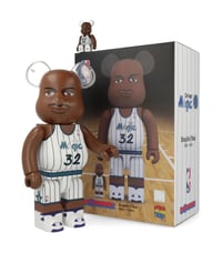 Image 5 of SHAQUILLE O'NEAL 400% + 100% Be@rbrick 