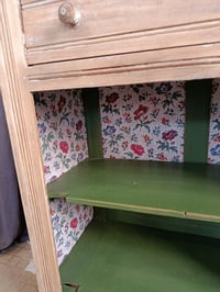 Image 3 of Buffet ancien revisité vert olive et fleurs anciennes 