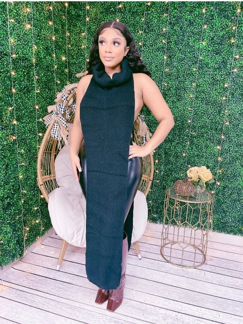 Rib Turtle Neck Long Slit Top