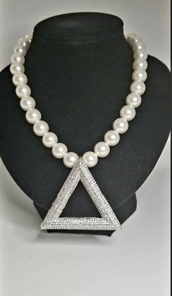 Image of Pyramid Pearls