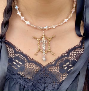 Underworld Pearl Choker