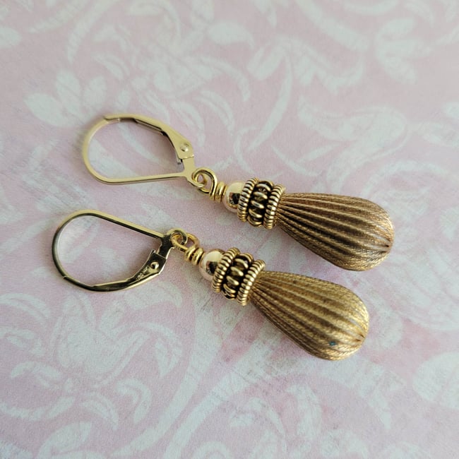 Vintage Fluted Gold Teardrop Earrings