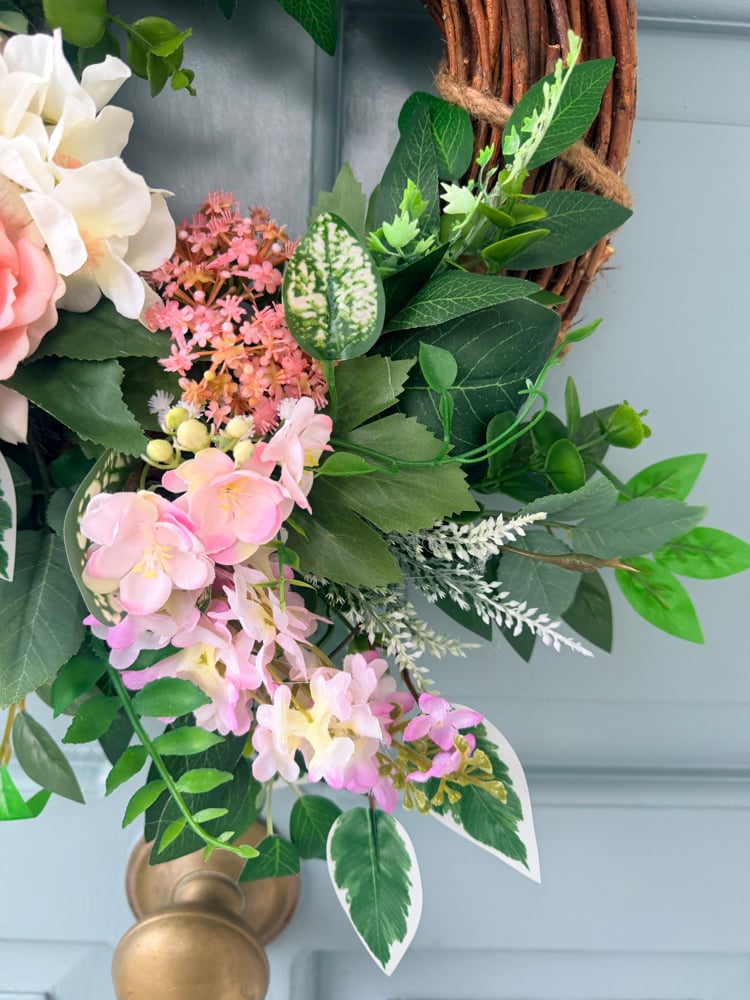 Image of 30cm Wreath - Pink roses 