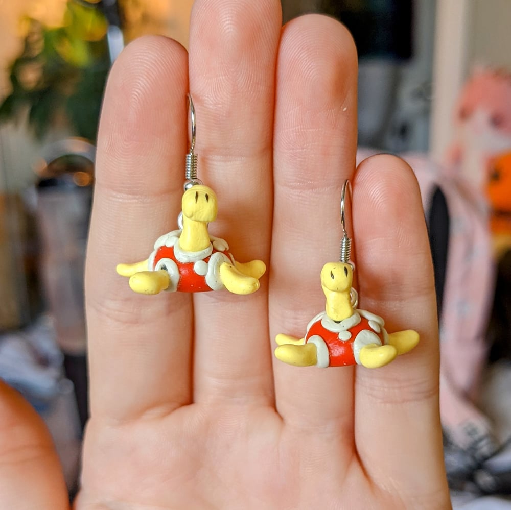 Image of Shuckle earrings