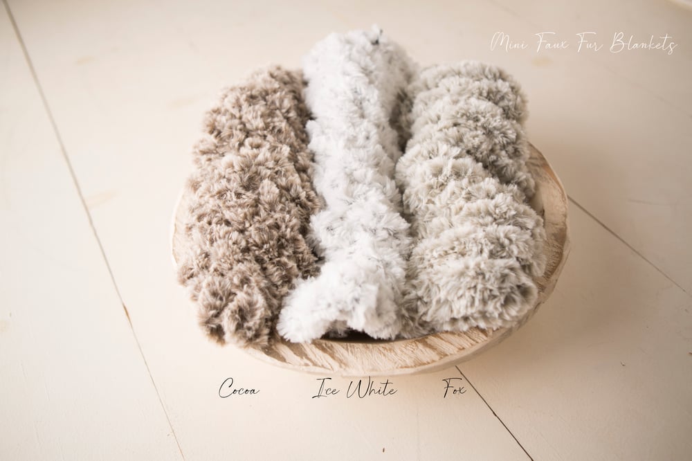Image of Faux fur Blankets