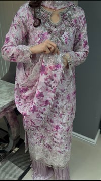 Image 11 of Floral cutdana