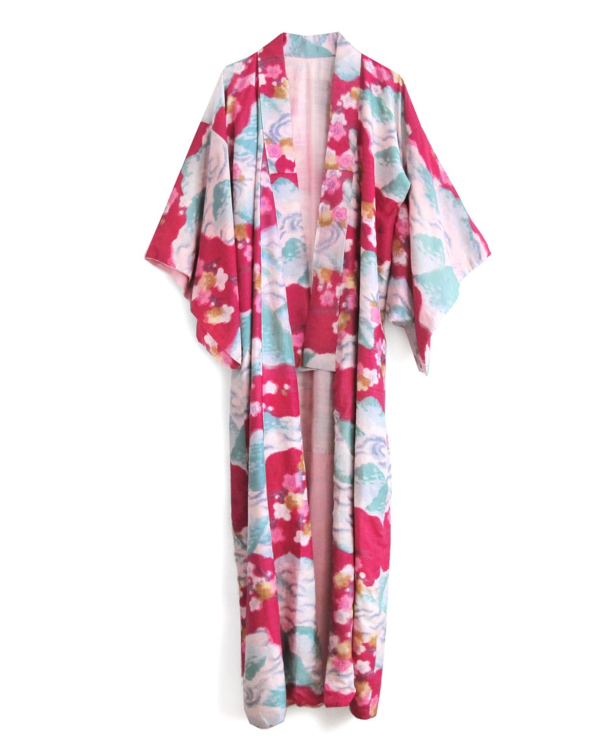 Image of fouschafarvet kimono af råsilke med hvide kirsebærblomster