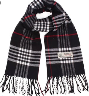 Image of Classic Plaid Scarf 
