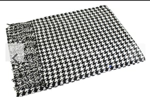 Image of Houndstooth Scarf 