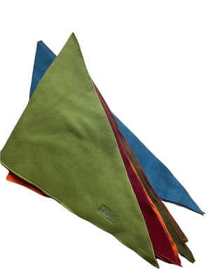 Image of Fleece Triangle Scarf - Matcha Green