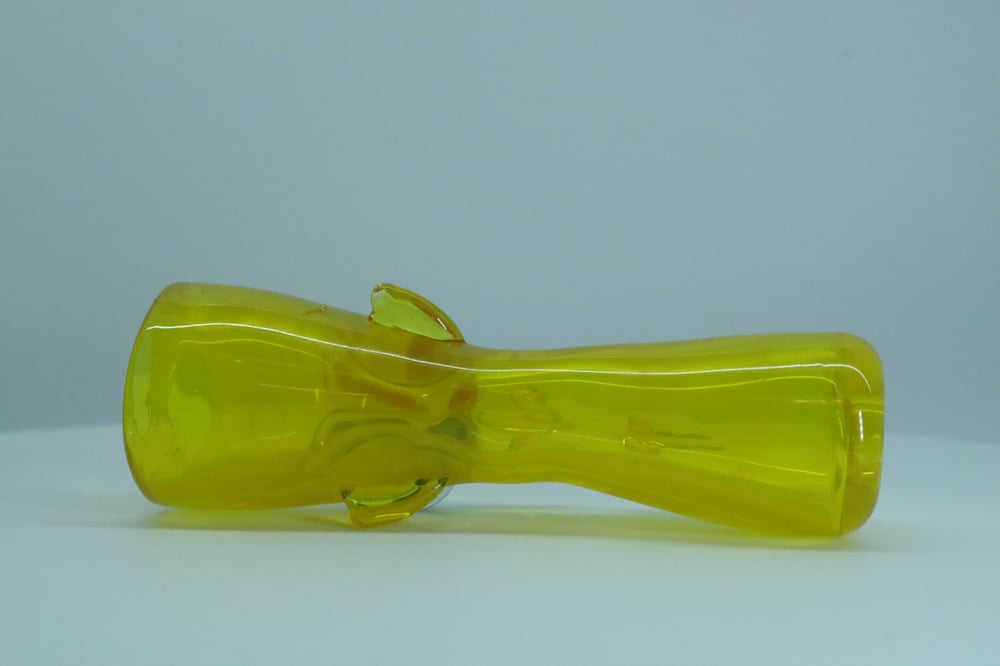 Yellow face chillum