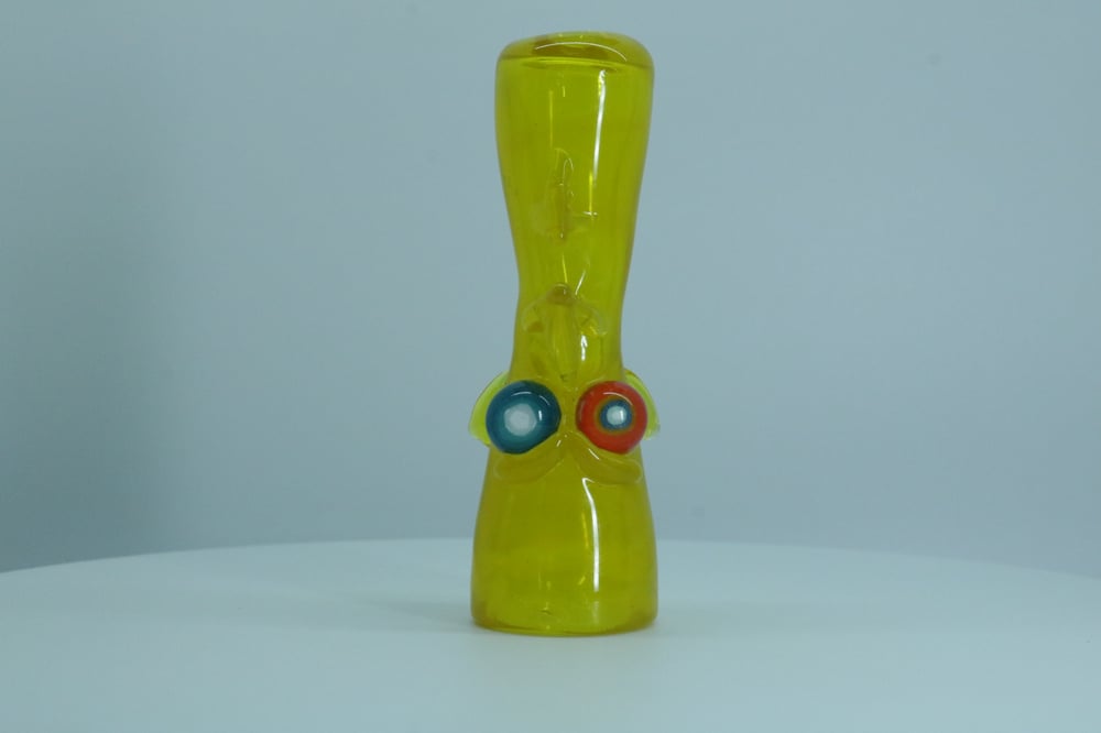 Yellow face chillum