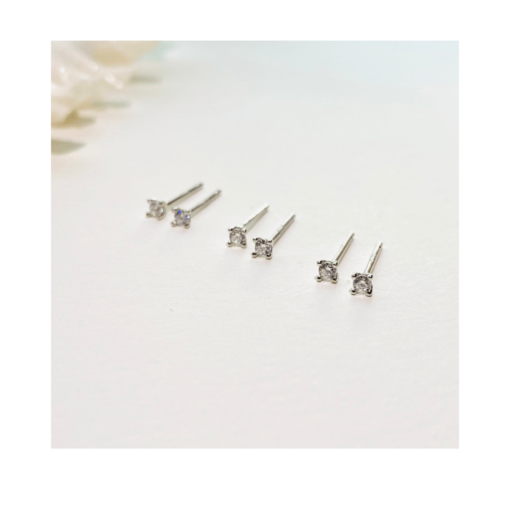 Image of Bead Stud Earrings