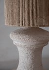 Grande lampe en grès chamotté