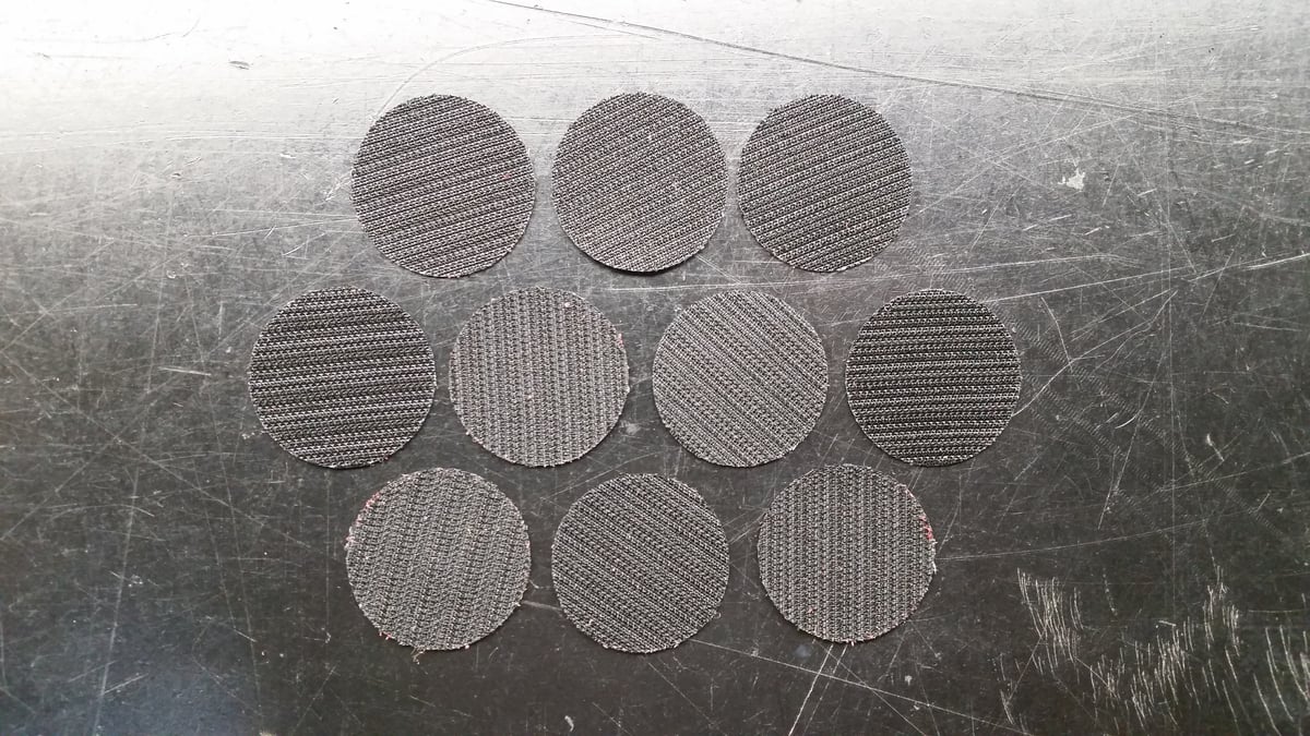 Dynamic Fuzz "Helmet Dots"