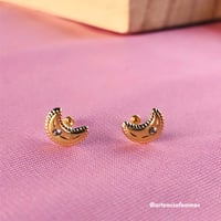 Luna Nueva 10K Gold Studs