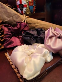 Image 7 of  👑The Armored Kingdom Maiden's Tie Mulberry Silk Scrunchies (4 in a Pack)-Ultra Soft-Pretty