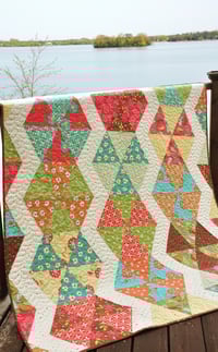 Image 5 of Beach Balls Quilt