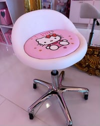 Image 1 of Hello Kitty Stool 