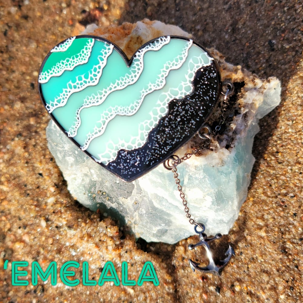 Heart of Moana Pākīpika (Pacific Ocean) Pins