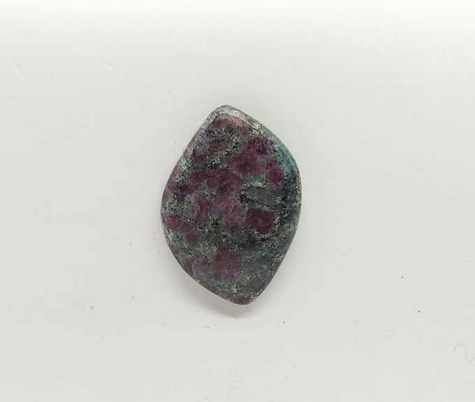 Image of Ruby Kyanite Magnetic Pin #22-594