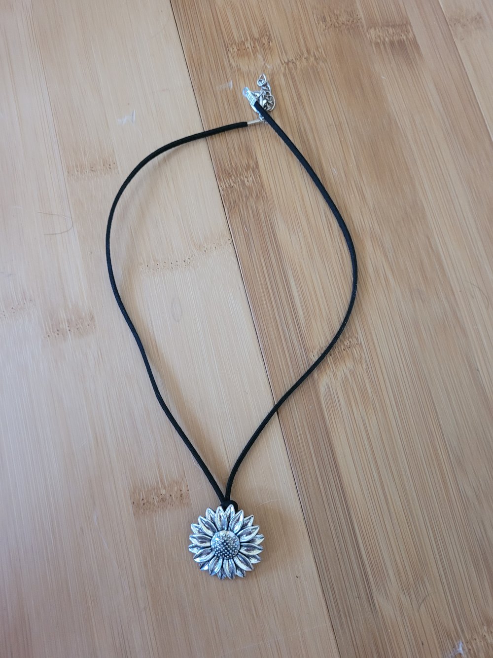 Image of Sunflower Necklace